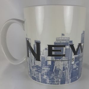 Starbucks New York City Skyline coffee mug